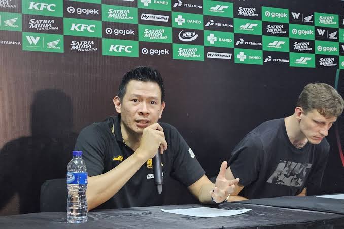 Pelatih Satria Muda Soroti Inkonsistensi Meski Raih Kemenangan